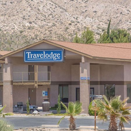 Travelodge Inn & Suites By Wyndham Yucca Valley/Joshua Tree Bagian luar foto