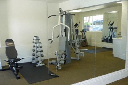 Travelodge Inn & Suites By Wyndham Yucca Valley/Joshua Tree Bagian luar foto