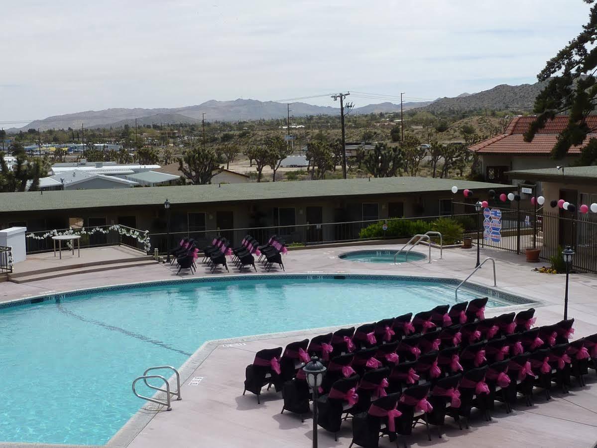 Travelodge Inn & Suites By Wyndham Yucca Valley/Joshua Tree Bagian luar foto